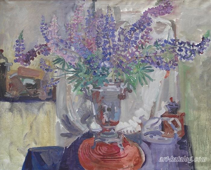 Lupines in a samovar