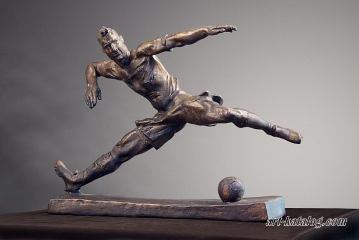 Bronze statuette Footballer